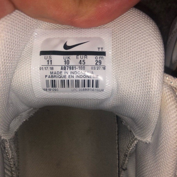 Air max 95 triple white - Picture 2 of 7